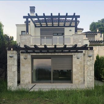 Villa with thermal insulation