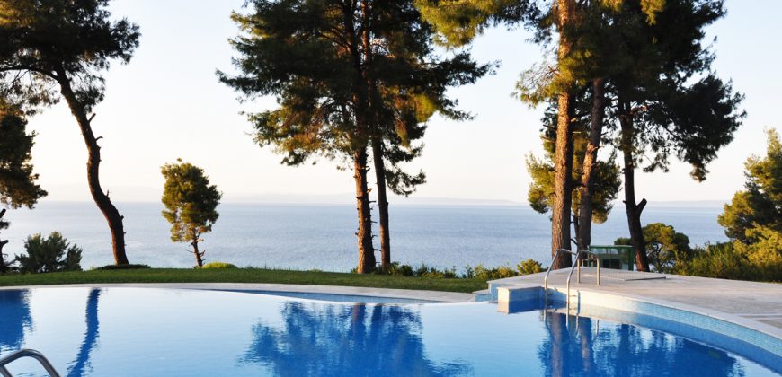 High End Villa in Luxury Complex