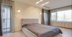 Spacious family home in prestigious gated complex