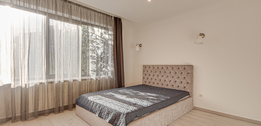 Spacious family home in prestigious gated complex