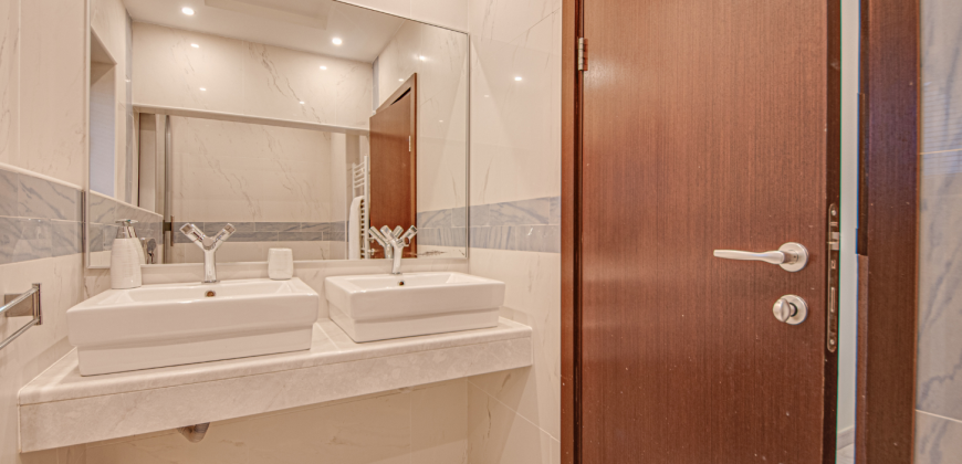 Spacious family home in prestigious gated complex