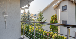 Spacious family home in prestigious gated complex