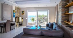 Modern Maisonette with private beach