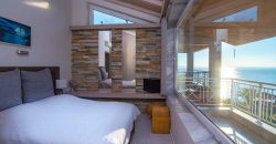 Modern Maisonette with private beach
