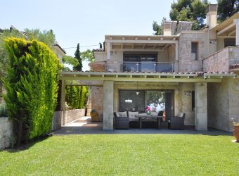 Spacious Villa in luxury complex